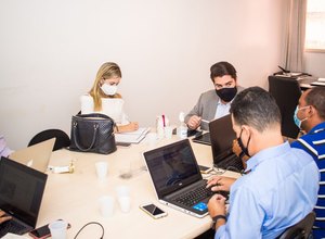 Prefeitura discute implantação gradual de sistema de processos eletrônicos