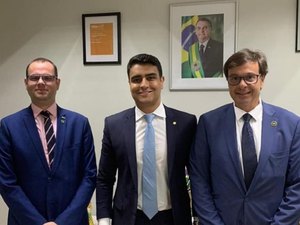 JHC aposta na Embratur para prover o Turismo de Maceió Internacionalmente 