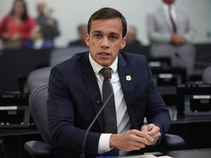Votação sobre concessão da Ceasa-AL é adiada após pedido de vistas do Delegado Leonam
