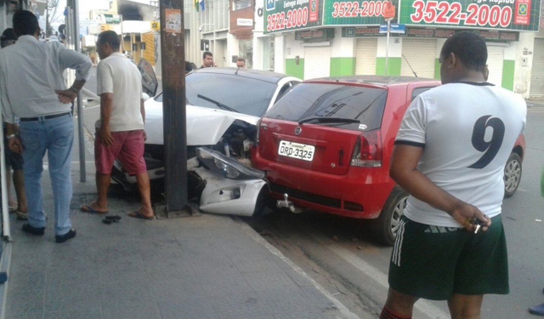 Acidente entre dois veículos é registrado em Arapiraca