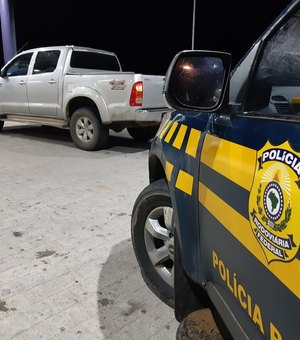 PRF/AL recupera veículos e prende seus condutores por receptação