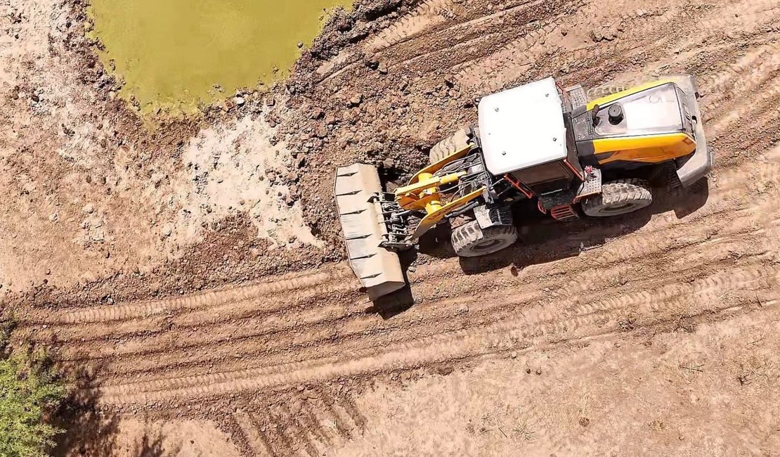 Prefeitura de Major Izidoro intensifica manutenção e limpeza de barragens na zona rural