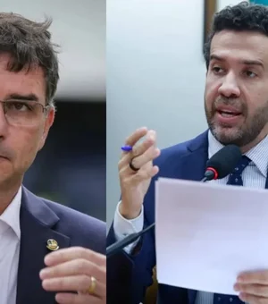 Flávio convida ex-mulher de Janones a debate para barrar deputado; entenda