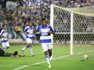 Atacante do CSA, Soares aumenta o peso do clássico
