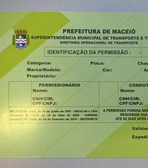 SMTT lança cartão que passará a identificar taxistas em Maceió