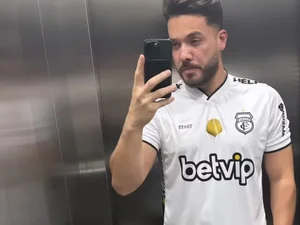 Wesley Safadão assina contrato com clube paraibano e jogará Série D