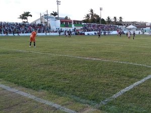 CEO busca empate com o ASA após estar perdendo por 2x0