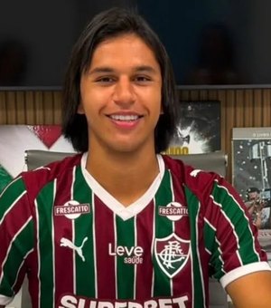 Fluminense oficializa renovação do contrato com arapiraquense considerado joia da base até 2029
