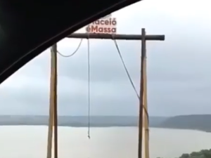 Ponto turístico, balanço do mirante na Santa Amélia some