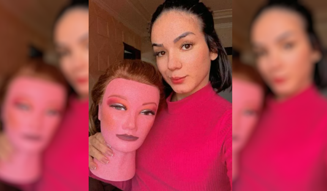 Influencer é multada após cabeça de boneca ser confundida com criança