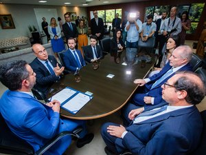 Governador assina decreto que cria o 2º Juizado de Violência Doméstica e Familiar
