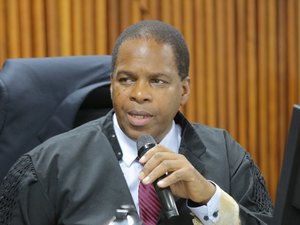 Com Covid-19, juiz Jonh Silas necessita de doação de sangue e plaquetas