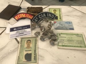 Denúncia anônima leva a prisão de suspeito de tráfico de drogas
