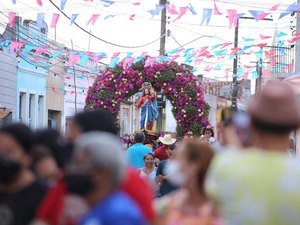 Secretaria de Saúde de Penedo promove ações educativas durante festejos de Bom Jesus