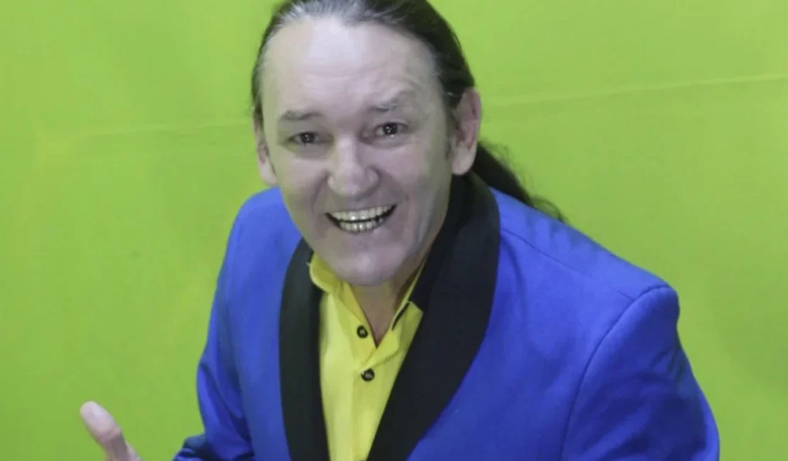 Humorista Marquito, do Ratinho, é internado em coma após acidente