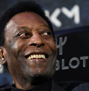 Após cirurgia, Pelé apresenta bom estado geral e já está no quarto