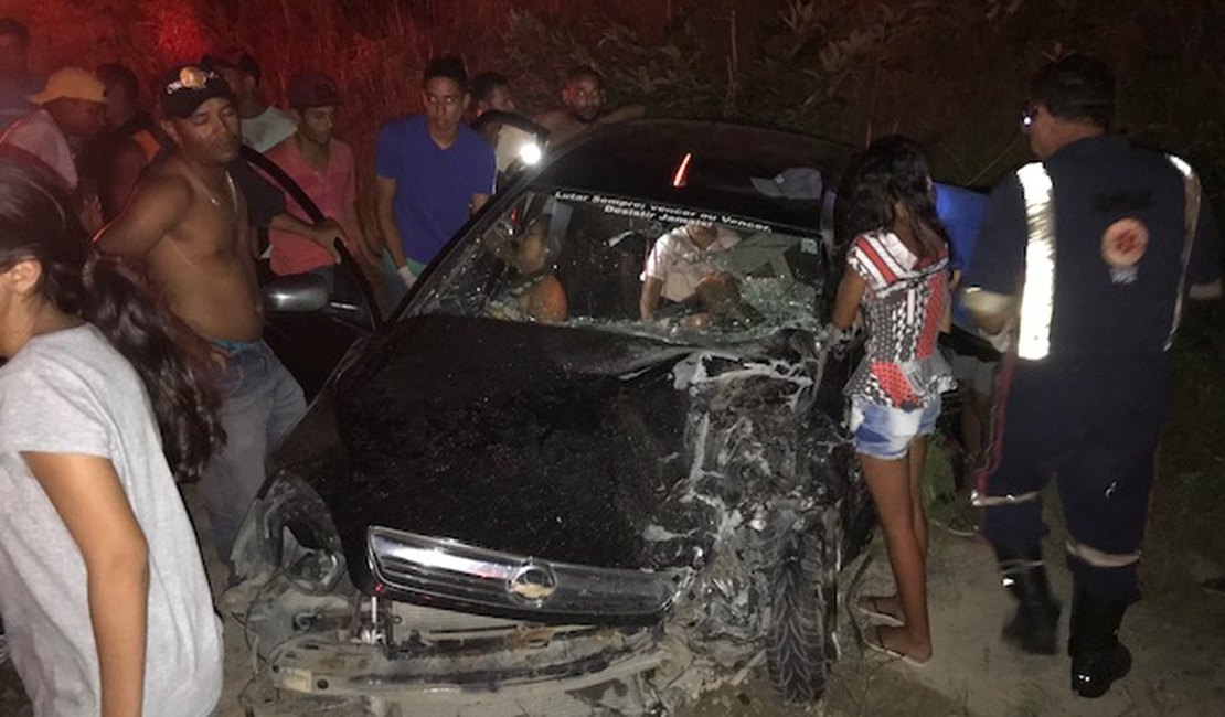 Dois morrem e cinco ficam feridos em grave acidente em Marechal Deodoro