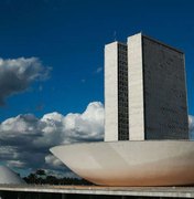 Câmara aprova Lei do Mandante com 'emenda Globo'