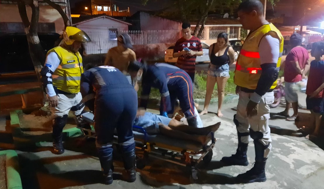 Ronda no Bairro presta assistência a homem em crise convulsiva no Jacintinho