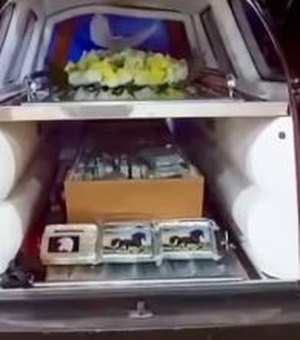 PR apreende 162kg de cocaína escondida em caixão de carro de funerária no MS