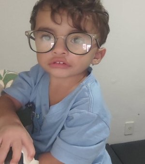 Mãe solo pede ajuda para custear tratamento de criança com estrabismo em AL