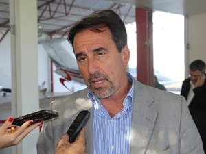 Ministro garante R$ 120 milhões para obras do  Canal do Sertão