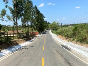 Pavimentação de estrada benefia mais de 15 mil arapiraquenses