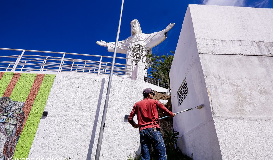 Prefeitura de Palmeira inicia preparativos para a Paixão de Cristo 2026 na Serra do Goiti