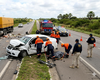 Colisão entre carro e caminhão deixa um morto na BR-101 em São Miguel dos Campos