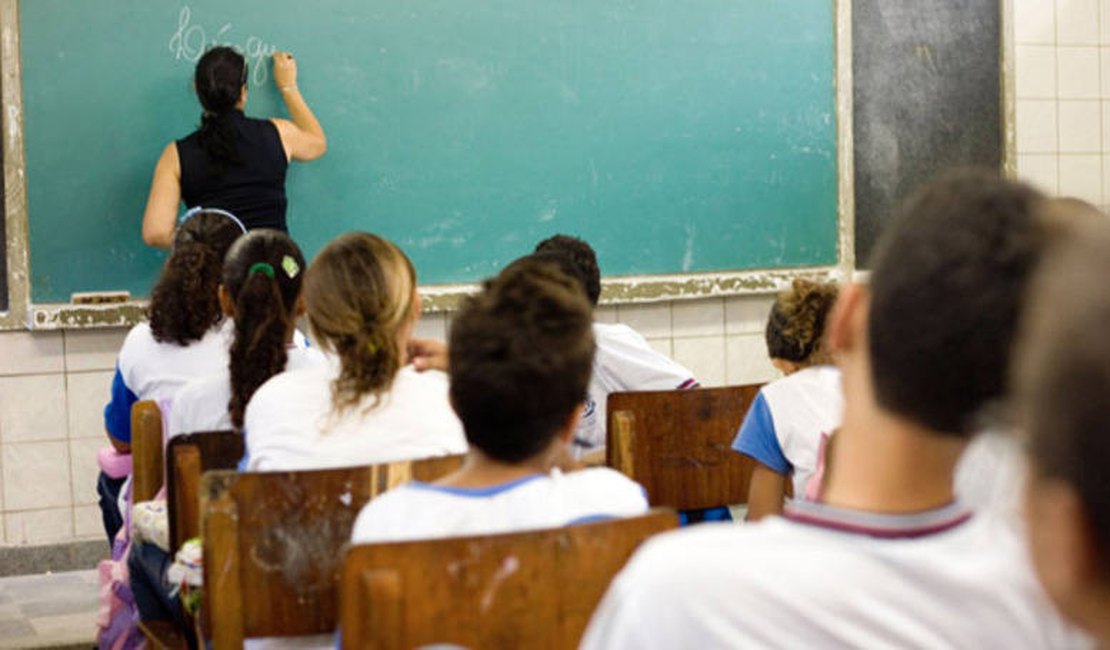 Professor brasileiro é um dos que mais sofre intimidação em sala de aula