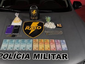 Casal é preso com drogas após tentativa de roubo na Pajuçara