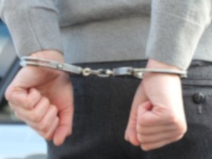 Homem tenta invadir casa de ex-companheira e é preso em Arapiraca