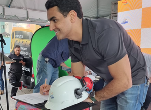 Além de obra de contenção, JHC garante revitalização da Praia do Sobral