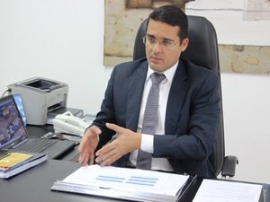 Governo de Alagoas recebe Polícia Civil e avança com proposta