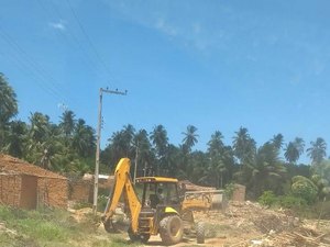 Ocupantes deixam terreno de ex-prefeito de São Miguel dos Milagres