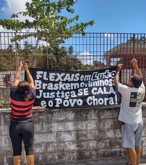 Em canteiro de obras da Braskem, moradores dos Flexais protestam por realocação e contra revitalização