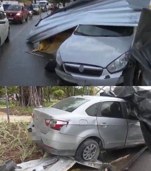 Pneu de carro estoura, veículo derruba tapume e invade obras da Praça Centenário