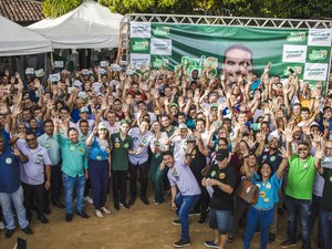 Davi Maia lança pré-candidatura a deputado estadual em reunião com lideranças de toda Alagoas