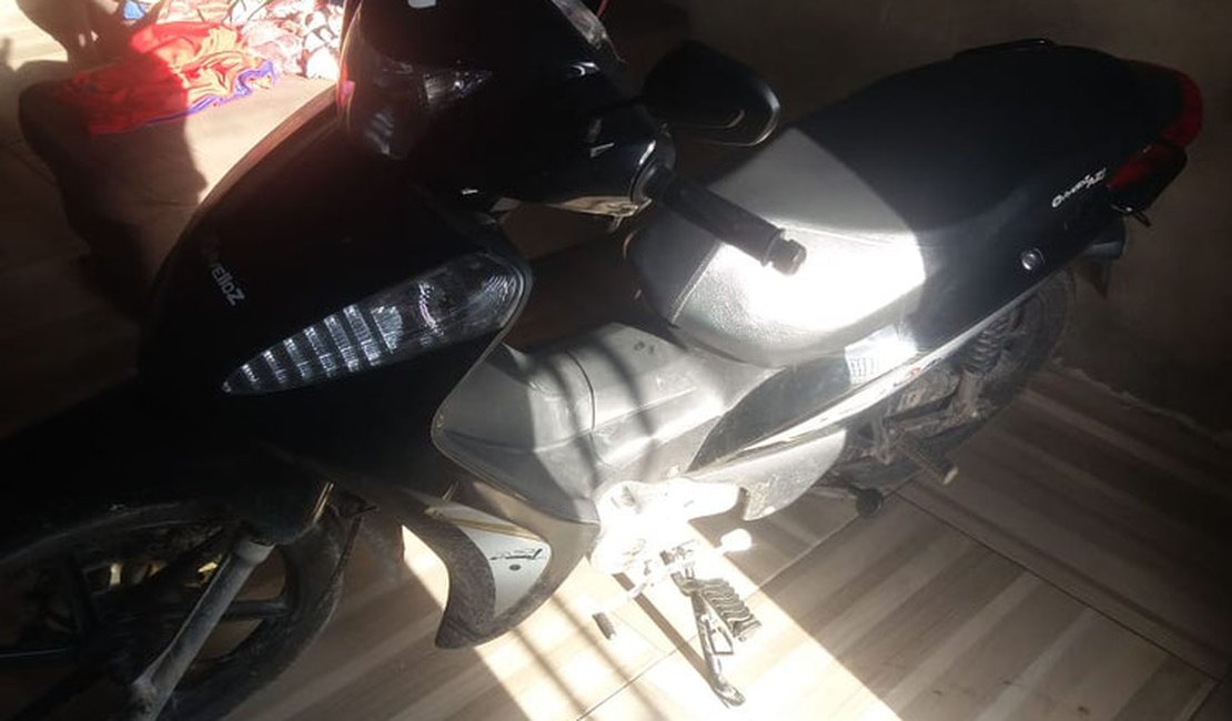 Motocicleta roubada em Marechal Deodoro é recuperada em Maceió