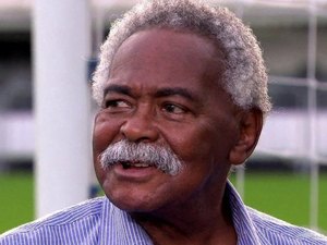 Ex-jogador Coutinho morre aos 75 anos