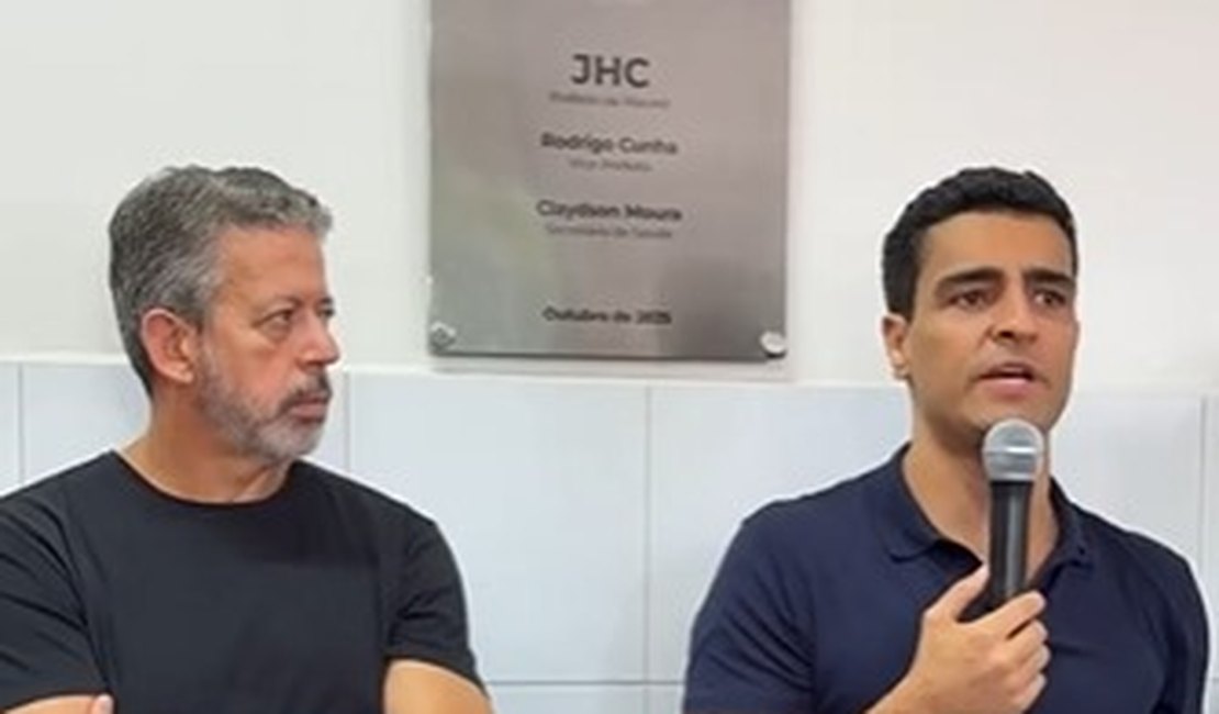 JHC sinaliza reaproximação com Lira e manda recado para Rui: ‘Falar até papagaio fala’