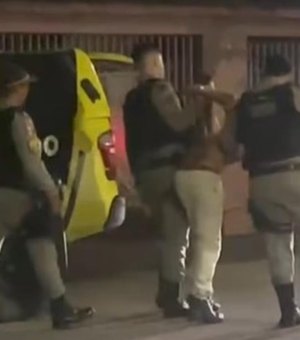 Homem é preso após esfaquear ex-companheira em Viçosa