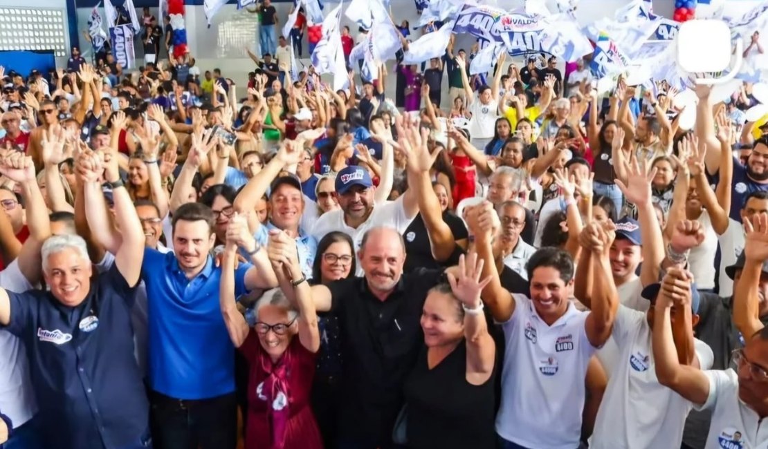 Antonio e Nivaldo Albuquerque arrastam multidões em Maceió, Rio Largo e outros municípios no feriadão