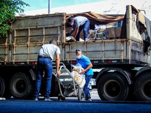 Prefeitura de Maceió recebe mais de mil cestas básicas do Grupo Carrefour