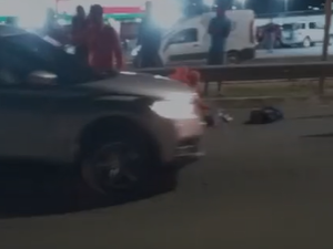 Colisão entre moto e carro deixa vítima ferida na rodovia AL-220, em Arapiraca