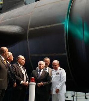 Temer destaca importância da construção de submarinos em Itaguaí