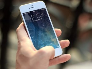 Criminoso agride adolescentes para roubar celular em Arapiraca