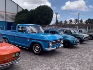 [Vídeo] Lançamento do 3º Encontro de Carros Antigos movimenta Arapiraca neste fim de semana