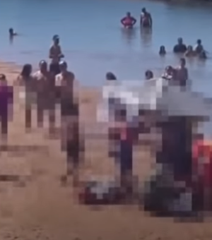 Mulher morre após afogamento na Praia da Sereia, em Maceió