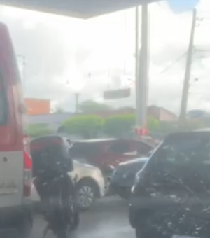 Jovem de 25 anos dá à luz em supermercado atacadista na parte alta de Maceió